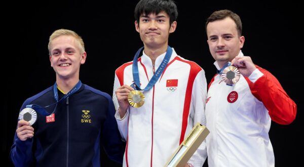 29.07.2024., Chateauroux, Francuska - Hrvatski strijelac Miran Maričić donio je prvu medalju Hrvatskoj na Olimpijskim igrama u Parizu nakon što je u finalu zračne puške na 10 m osvojio broncu. Miran Maričić je za broncu pucao 230 krugova, drugi je bio Šveđanin Victor Lindgren (251.4), a zlatni Kinez Sheng Lihhao (252.2). Photo: Igor Kralj/PIXSELL