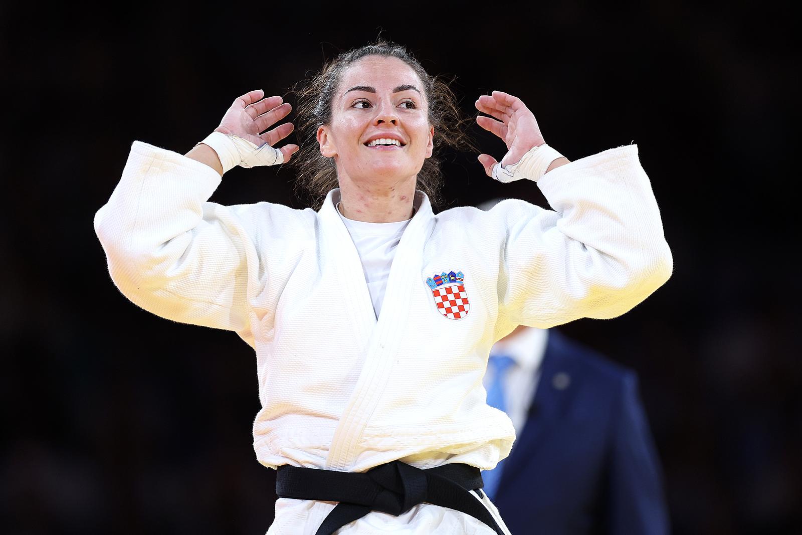 31.07.2024., Pariz, Francuska - XXXIII. Olimpijske igre Pariz 2024. Judo, finalna borba zene do 70kg. Barbara Matic, Hrvatska slavi pobjedu u finalu i osvajanje zlatne olimpijske medalje. Photo: Igor Kralj/PIXSELL