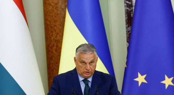FILE PHOTO: Hungary's Prime Minister Viktor Orban attends a joint news briefing with Ukrainian President Volodymyr Zelenskiy, amid Russia's attack on Ukraine, in Kyiv, Ukraine July 2, 2024. REUTERS/Valentyn Ogirenko/File Photo Photo: VALENTYN OGIRENKO/REUTERS