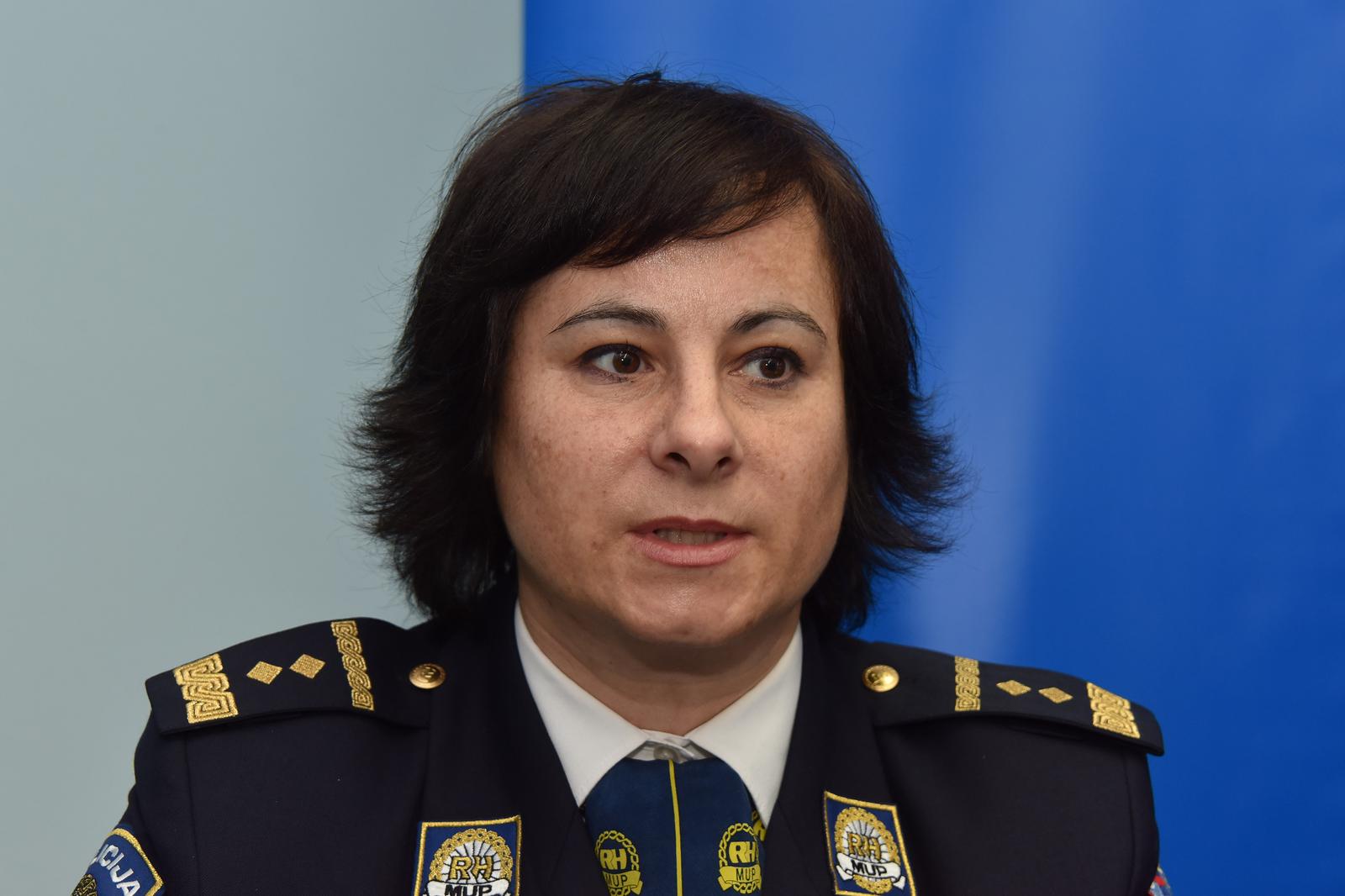 Pula: U policiji predstavljen program za upis u policijsku akademiju 13.03.2019., Pula -  KOnferencija za medije na kojoj su predstavnici Policijske akademije i predstavnici Policijske uprave istarske predstavili  natjecaj za upis u Program srednjoskolskog obrazovanja odraslih za zanimanje policajac/policajka u 2019./2020. godini. Renata OdeljanrPhoto: Dusko Marusic /PIXSELL