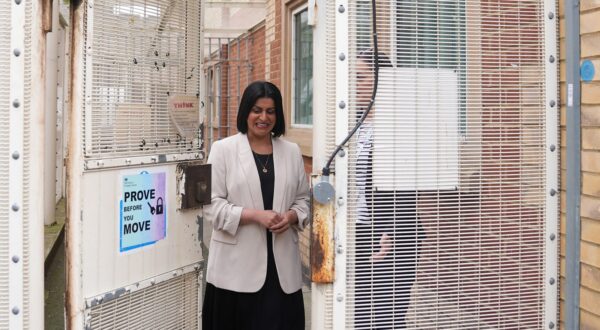 EDITORS NOTE IMAGE PIXELATED BY PA PICTURE DESK FOR SECURITY Justice Secretary Shabana Mahmood during a visit to HMP Bedford in Harpur, Bedfordshire, as she announces plans to address prison overcrowding amid fears jails will run out of space within weeks. Ms Mahmood is expected to set out emergency measures that could include reducing the time before some prisoners are automatically released. The emergency measures are a bid to prevent the situation from becoming so bad that it leads to a breakdown in law and order. Picture date: Friday July 12, 2024.,Image: 889320069, License: Rights-managed, Restrictions: , Model Release: no, Credit line: Joe Giddens / PA Images / Profimedia