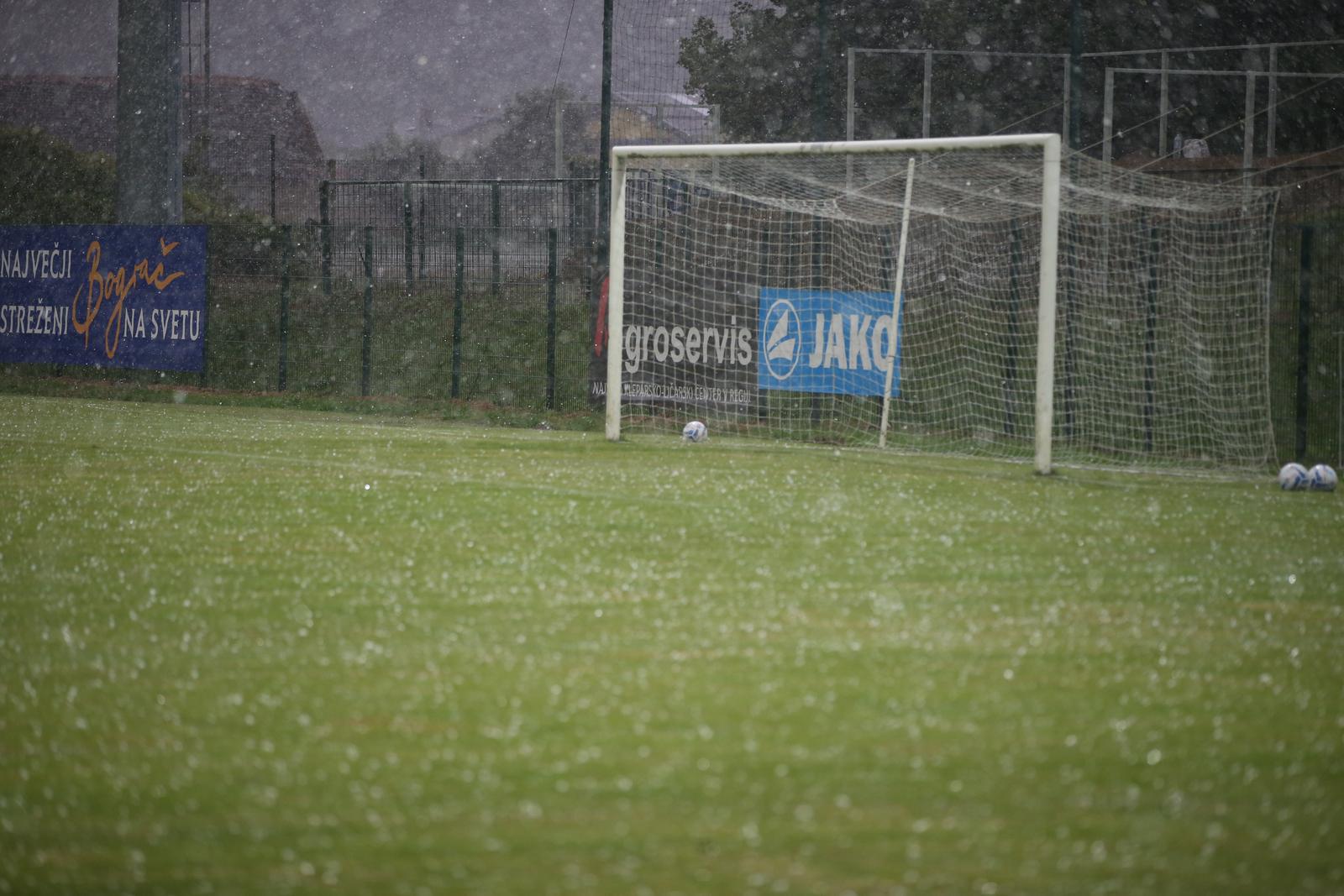 13.07.2024.,  Lendava - Jako nevrijeme praceno tucom pogodilo je sjeverni dio Slovenije zbog cega je otkazana pripremna utakmica Dinamo - Besiktas Photo: Matija Habljak/PIXSELL