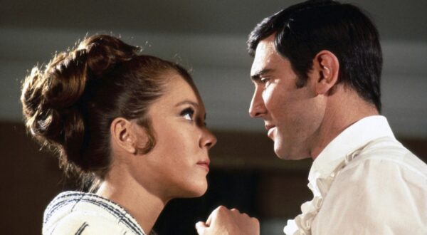 Au service secret de Sa Majeste
On Her Majesty s secret service
1969
Real  Peter R Hunt
George Lazenby
Diana Rigg.
Collection Christophel +(R) Eon Productio,Image: 690266488, License: Rights-managed, Restrictions: Restricted to editorial use related to the film or the individuals involved (producers, directors, authors, actors, etc.) The rights of publicity of any person depicted in the photos are not granted Mandatory credit of the film company and photographer, Model Release: no, Credit line: Eon Productions / Christophel Collection / Profimedia