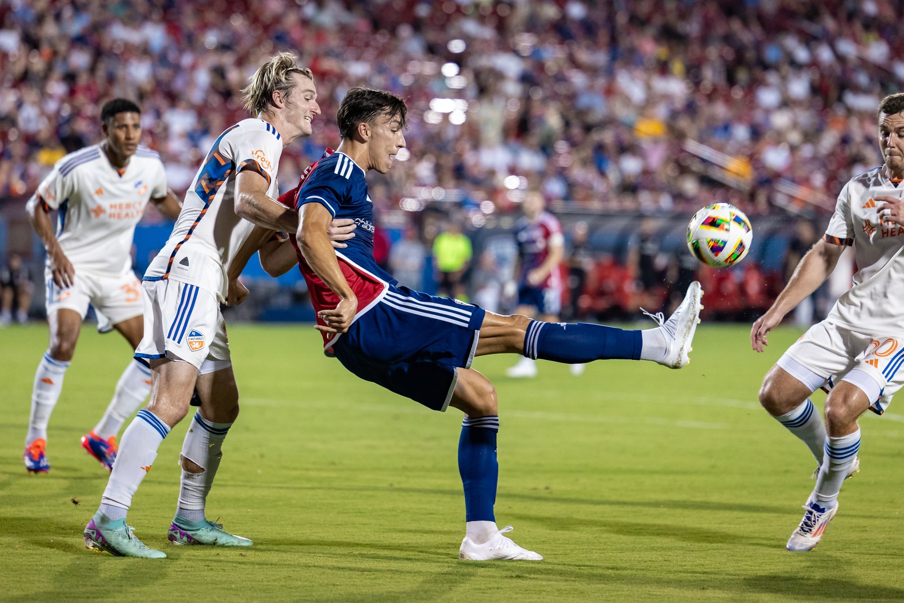 FRISCO, TX - JUNE 29: FC Dallas forward Petar Musa (#9) tries to control the ball during the MLS soccer game between FC Dallas and FC Cincinnati on June 29, 2024 at Toyota Stadium in Frisco, TX.,Image: 886335644, License: Rights-managed, Restrictions: * France, Italy, and Japan Rights OUT *, Model Release: no, Credit line: Matthew Visinsky / Zuma Press / Profimedia