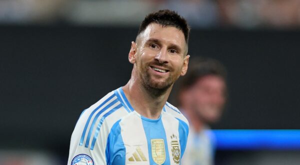 EAST RUTHERFORD, NEW JERSEY - JULY 09: Lionel Messi of Argentina smiles during the CONMEBOL Copa America 2024 semifinal match between Canada and Argentina at MetLife Stadium on July 09, 2024 in East Rutherford, New Jersey.   Elsa,Image: 888689576, License: Rights-managed, Restrictions: , Model Release: no, Credit line: ELSA / Getty images / Profimedia