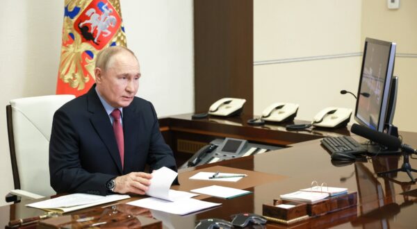 RUSSIA, MOSCOW REGION - JULY 10, 2024: President Vladimir Putin holds a meeting with the Russian government via video link from his Novo-Ogaryovo residence. Vyacheslav Prokofyev/Russian Presidential Press and Information Office/TASS