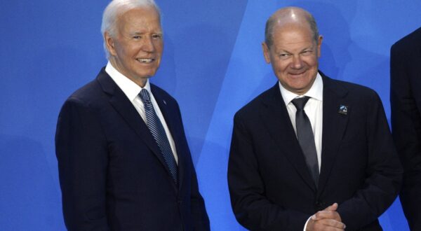 Joe Biden i Olaf Scholz