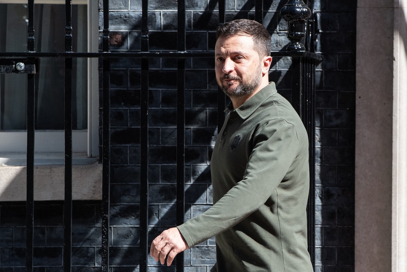 July 19, 2024, London, England, United Kingdom: Ukrainian President VOLODYMYR ZELENSKY leaves 10 Downing Street, where he addressed a meeting of the UK Cabinet. He became the first official visitor to Downing Street under Sir Keir Starmerâ€™s premiership.
19 Jul 2024
Pictured: July 19, 2024, London, England, United Kingdom: Ukrainian President VOLODYMYR ZELENSKY leaves 10 Downing Street, where he addressed a meeting of the UK Cabinet. He became the first official visitor to Downing Street under Sir Keir Starmerâ€™s premiership.,Image: 890933789, License: Rights-managed, Restrictions: NO Argentina, Australia, Bolivia, Brazil, Chile, Colombia, Finland, France, Georgia, Hungary, Japan, Mexico, Netherlands, New Zealand, Poland, Romania, Russia, South Africa, Uruguay, Model Release: no, Credit line: ZUMAPRESS.com / MEGA / The Mega Agency / Profimedia