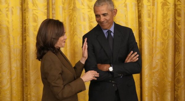 Kamala Harris i Barack Obama