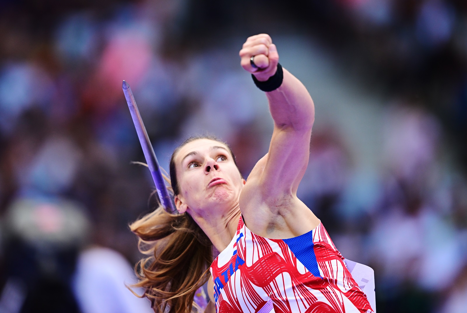 epa11532855 Sara Kolak of Croatia competes in the Women Javelin Throw Qualification of the Athletics competitions in the Paris 2024 Olympic Games, at the Stade de France stadium in Saint Denis, France, 07 August 2024.  EPA/CHRISTIAN BRUNA