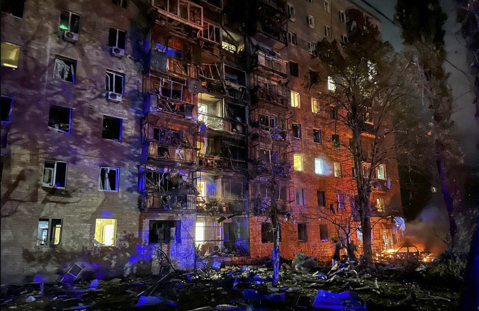 epa11545397 A handout picture made available by Mayor of Kursk Igor Kutsak shows an apartment building damaged by falling debris from a downed Ukrainian missile in Kursk, Russia, 11 August 2024. Acting Governor of Kursk Region Alexey Smirnov reported at least 13 injured, two of them in serious condition.  EPA/IGOR KUTSAK HANDOUT HANDOUT EDITORIAL USE ONLY/NO SALESHANDOUT EDITORIAL USE ONLY/NO SALES