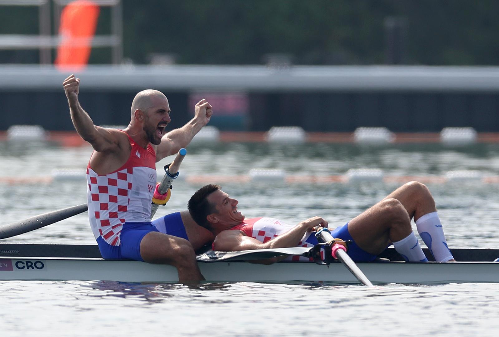 02.08.2024., Pariz, Francuska - Olimpijske igre 2024., finalna utrka u disciplini dvojac bez kormilara na kojoj nastupaju Martin i Valent Sinkovic. Braca Sinkovic osvojila su zlato Photo: Igor Kralj/PIXSELL