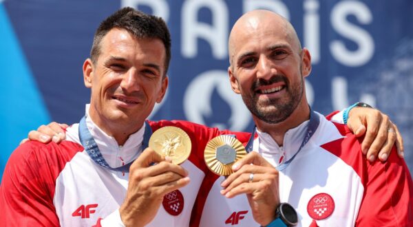 02.08.2024., Pariz, Francuska - Olimpijske igre 2024., finalna utrka u disciplini dvojac bez kormilara na kojoj nastupaju Martin i Valent Sinkovic. Braca Sinkovic osvojila su zlato Photo: Igor Kralj/PIXSELL