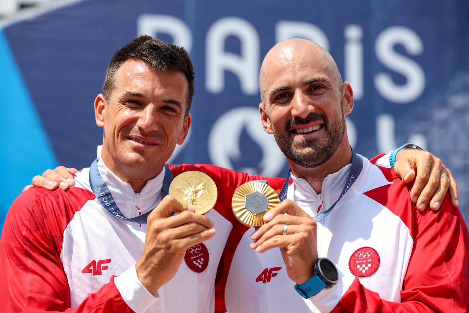 02.08.2024., Pariz, Francuska - Olimpijske igre 2024., finalna utrka u disciplini dvojac bez kormilara na kojoj nastupaju Martin i Valent Sinkovic. Braca Sinkovic osvojila su zlato Photo: Igor Kralj/PIXSELL