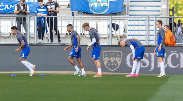 04.05.2024., stadion Opus Arena, Osijek - SuperSport HNL, 33. kolo, NK Osijek - NK Lokomotiva. Photo: Borna Jaksic/PIXSELL