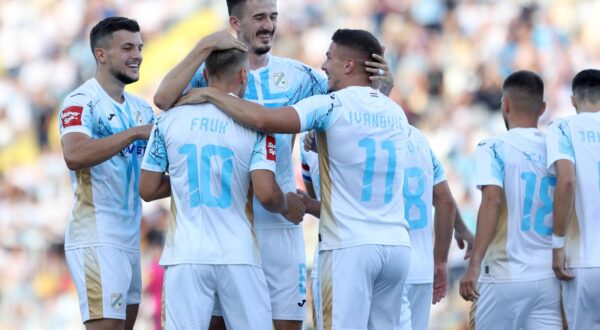 04.08.2024., stadion HNK Rijeka, Rijeka - SuperSport HNL, 01. kolo, HNK Rijeka - NK Lokomotiva. Slavlje nogometasa Rijeke nakon pogotka Tonija Fruka za vodstvo 1:0. Toni Fruk, Stjepan Radeljic, Franjo Ivanovic Photo: Nel Pavletic/PIXSELL