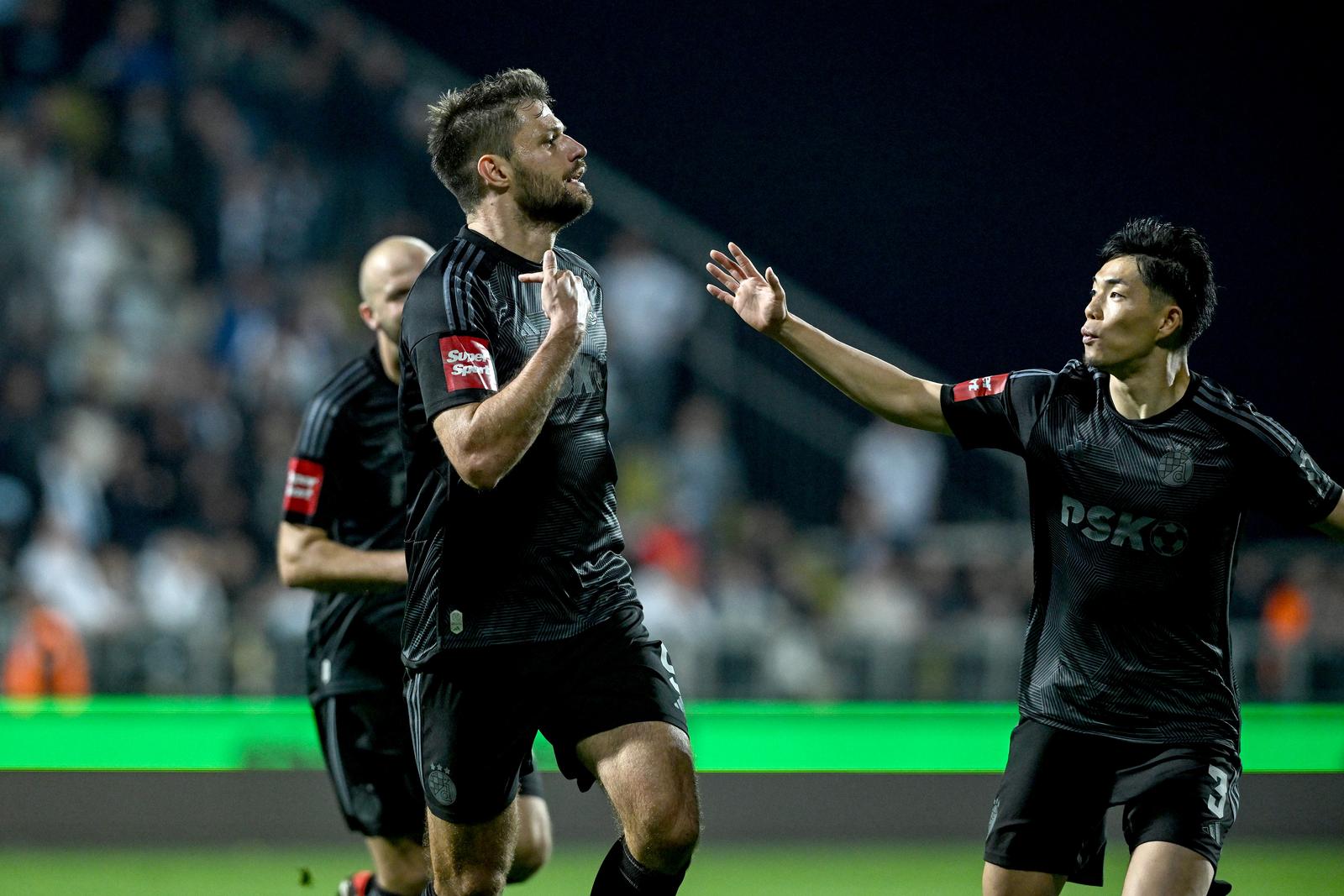 05.05.2024., stadion HNK Rijeka, Rijeka - SuperSport HNL, 33. kolo, HNK Rijeka - GNK Dinamo. Slavlje nogometasa Dinama nakon pogotka Brune Petkovic za izjednacenje 1:1. Bruno Petkovic Photo: Marko Lukunic/PIXSELL