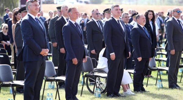 05.08.2024., Stadion NK Dinara, Knin - Proslava obiljezavanja Dana pobjede i domovinske zahvalnosti, Dana hrvatskih branitelja i 29. obljetnice vojno redarstvene operacije Oluja. Andrej Plenkovic, Gordan Jandrokovic, Zoran Milanovic. Photo: Sime Zelic/PIXSELL