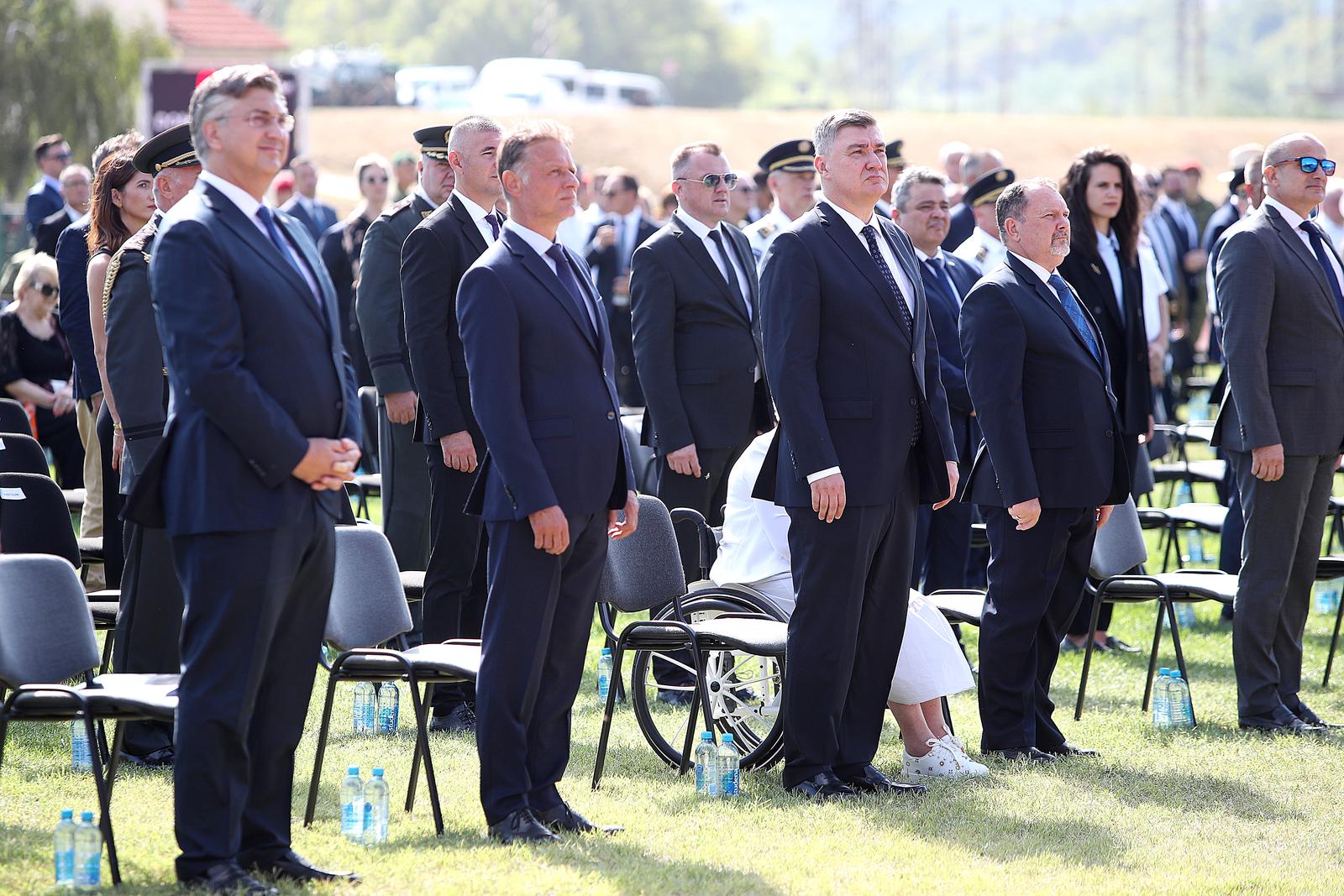 05.08.2024., Stadion NK Dinara, Knin - Proslava obiljezavanja Dana pobjede i domovinske zahvalnosti, Dana hrvatskih branitelja i 29. obljetnice vojno redarstvene operacije Oluja. Andrej Plenkovic, Gordan Jandrokovic, Zoran Milanovic. Photo: Sime Zelic/PIXSELL