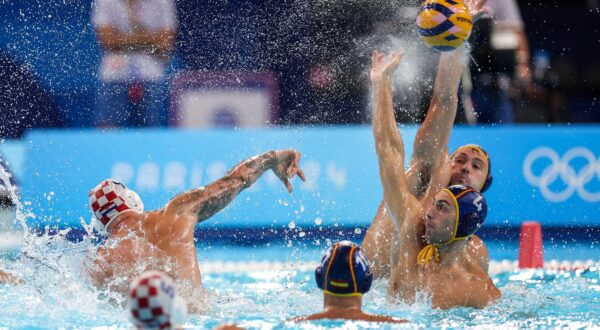 07.08.2024., Pariz, Francuska - XXXIII. Olimpijske igre Pariz 2024. Vaterpolo cetvrtfinalna utakmica, Hrvatska - Spanjolska. Jerko Marinic Kragic Photo: Igor Kralj/PIXSELL