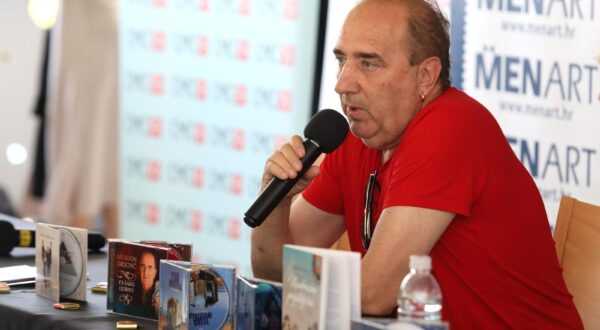 08.06.2024.,Vodice-Na terasi hotela Olympia odrzana je konferencija za medije CMC festivala na kojoj su predstavljeni posljednji album Mila Hrnica i novi albun Mladena Grdovica. Photo: Dusko Jaramaz/PIXSELL