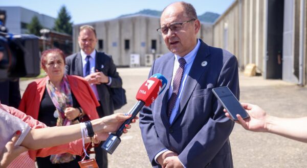 10.07.2024., Potocari, Bosna i Hercegovina - Visoki predstavnik u BiH Christian Schmidt poklonio se novoidentificiranim zrtvama genocida u Srebrenici. Photo: Armin Durgut/PIXSELL