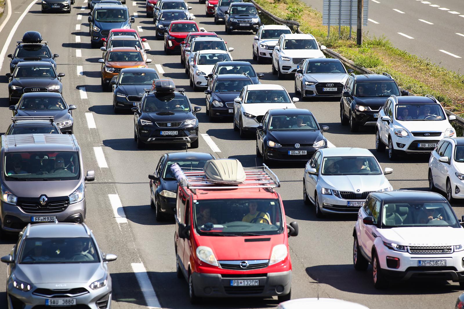 11.09.2024., Zagreb - Kilometarske guzve na prometnicama prema morskim destinacijama. Photo: Emica Elvedji/PIXSELL