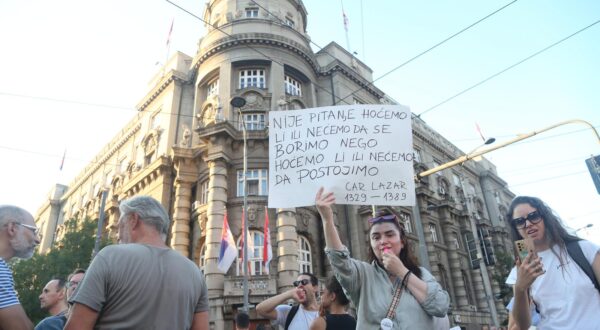 11, August, 2024, Belgrade -A protest started in front of the Government of Serbia at 6:00 p.m. where disgruntled citizens and activists are protesting because of the arrest of three activists who were fined for misdemeanors. Photo: F.S./ATAImages

11, avgust, 2024, Beograd - Ispred Vlade Srbije u 18 sati je poceo je protest gde protestvuju nezadovoljni gradjani i aktivisti zbog hapsenja troje aktivista koji su prekrsajno kaznjeni. Photo: F.S./ATAImages Photo: F.S./ATAImages/PIXSELL