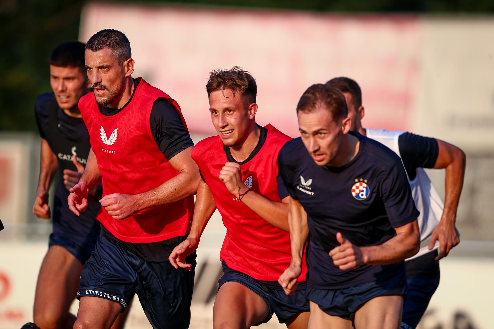 11.07.2024., Bad Radkersburg, Austrija - Momcad GNK Dinama odradila popodnevni trening u skopu priprema za predstojecu sezonu. Arijan Ademi, Lukas Kacavenda Photo: Matija Habljak/PIXSELL