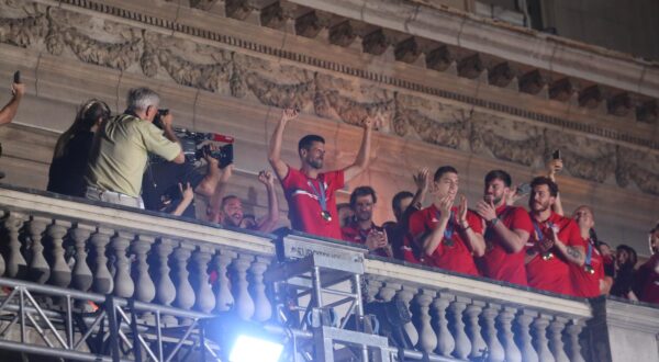 12, August, 2024, Belgrade - In front of the Assembly of the City of Belgrade, a traditional, solemn reception was organized for Serbian Olympians who won medals at the Olympic Games in Paris. Novak Djokovic. Photo: F.S./ATAImages

12, avgust, 2024, Beograd - Ispred Skupstine grada Beograda organizovan je tradicionalni, svecani docek srpskih olimpijaca koji su na Olimpijskim igrama u Parizu osvojili medalje. Photo: F.S./ATAImages Photo: F.S./ATAImages/PIXSELL