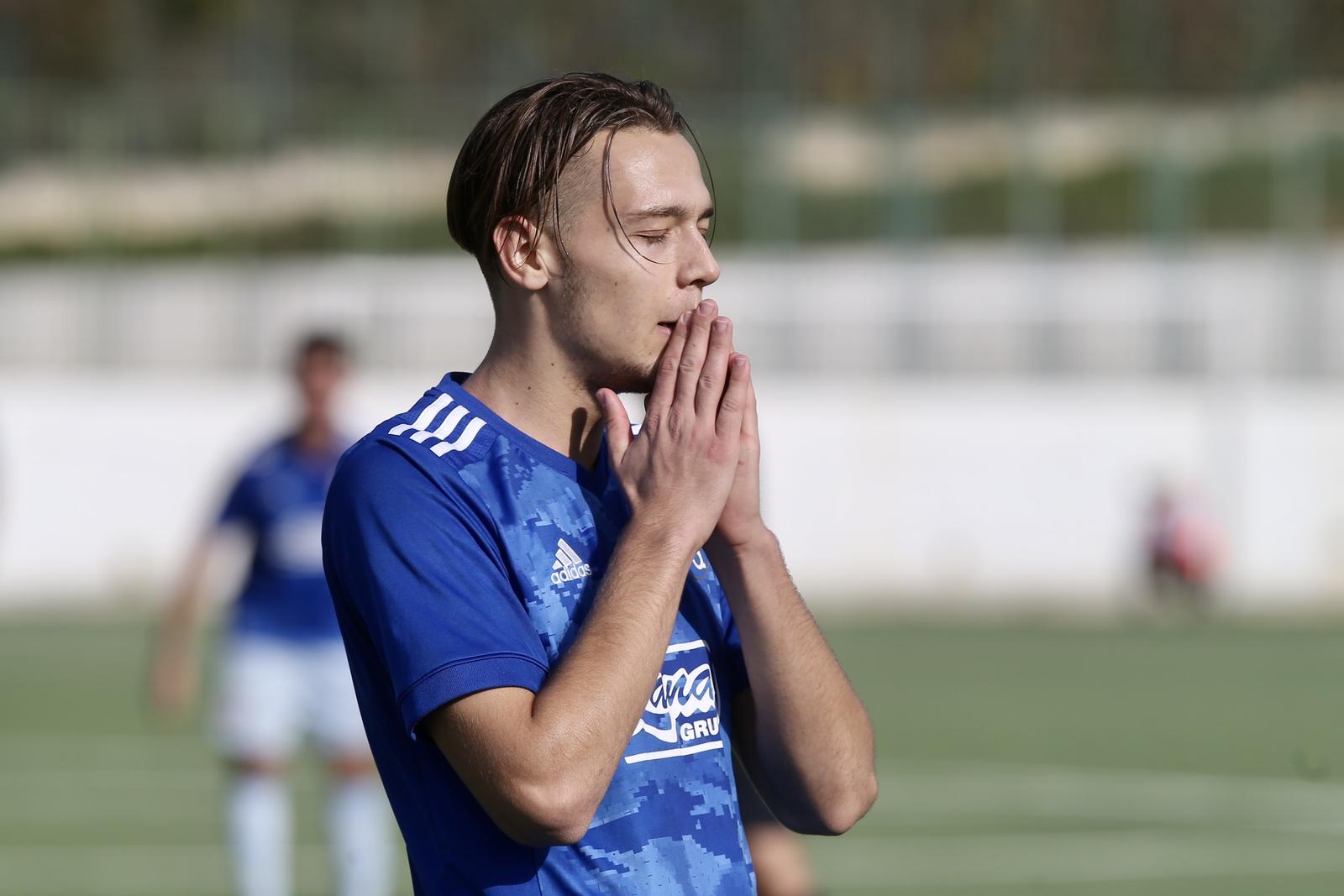 14.11.2020., Split - Derbi utakmica 1 HNL za juniore izmedju HNK Hajduk i GNK Dinamo na pomocnom terenu u Poljudu. Ivan SaranicrrPhoto: Ivo Cagalj/PIXSELL