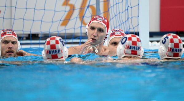 15.02.2024., Aspire Dome, Doha, Katar - Svjetsko prvenstvo u vaterpolu, polufinale, Hrvatska - Francuska.Marko Bijac. Photo: David Damnjanovic/PIXSELL