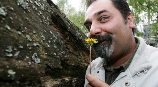 20.04.2005., Zagreb - Komicar, scenarist i glumac Zeljko Pervan. "nPhoto: Davor Puklavec/PIXSELL