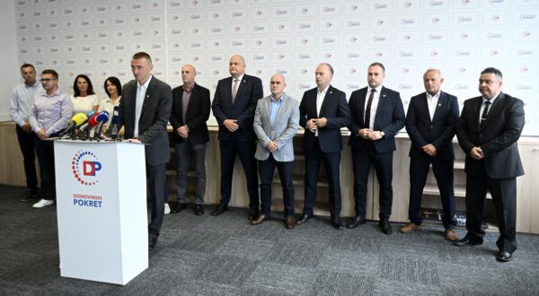 20.08.2024., Zagreb - Konferencija za medije Domovnskog pokreta na temu predaje kandidatura za unutarstranacke izbore. Izjave su dali Ivan Penava i Stipo Mlinaric. Photo: Marko Lukunic/PIXSELL