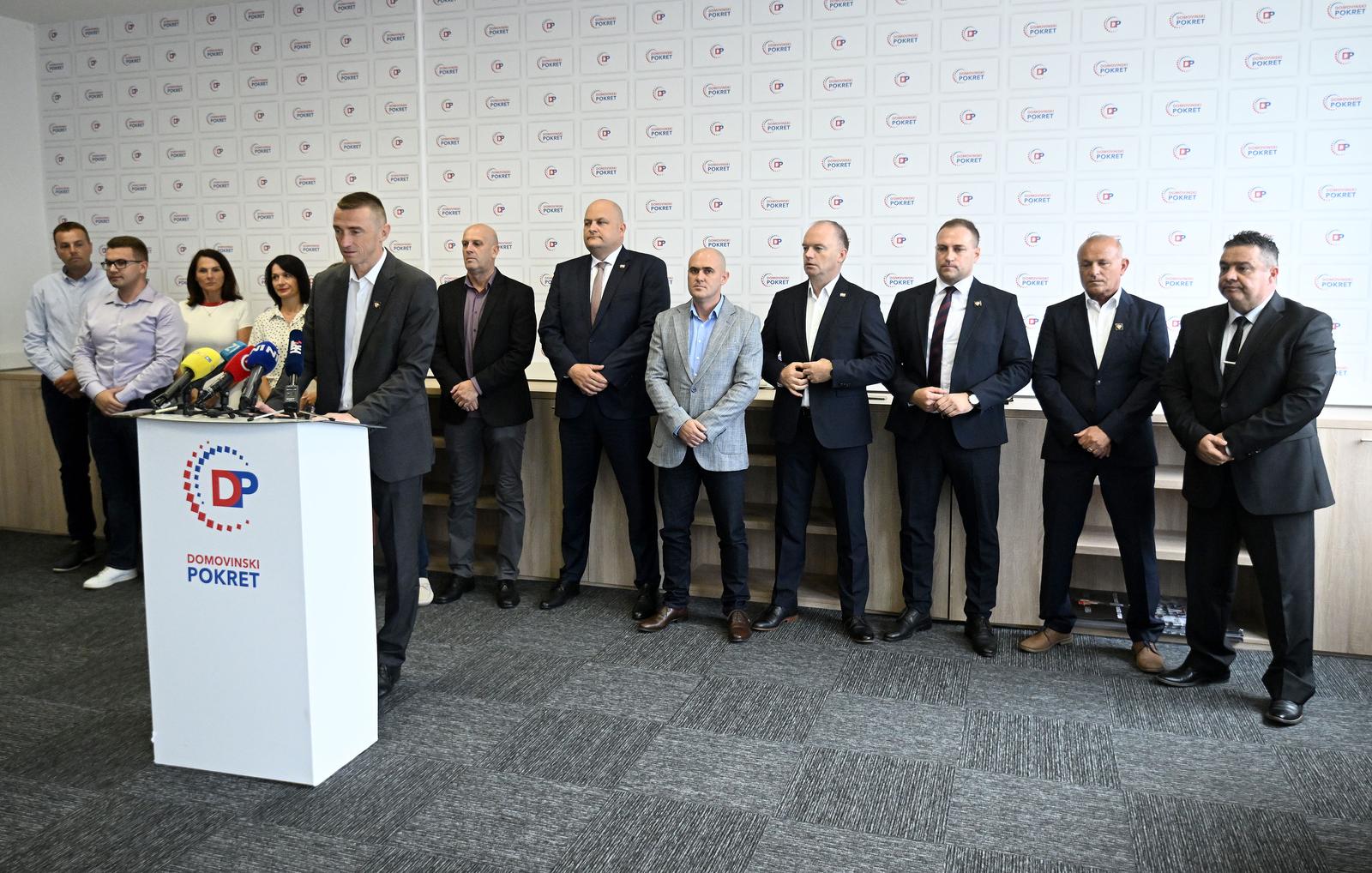 20.08.2024., Zagreb - Konferencija za medije Domovnskog pokreta na temu predaje kandidatura za unutarstranacke izbore. Izjave su dali Ivan Penava i Stipo Mlinaric. Photo: Marko Lukunic/PIXSELL