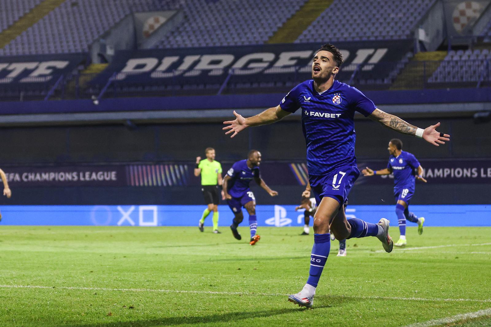 20.08.2024., stadion Maksimir, Zagreb - Prva utakmica play-offa za ulazak u UEFA Ligu prvaka, GNK Dinamo - FK Qarabag. Sandro Kulenovic slavi pogotak za vodstvo Dinama 3:0. Photo: Luka stanzl/PIXSELL