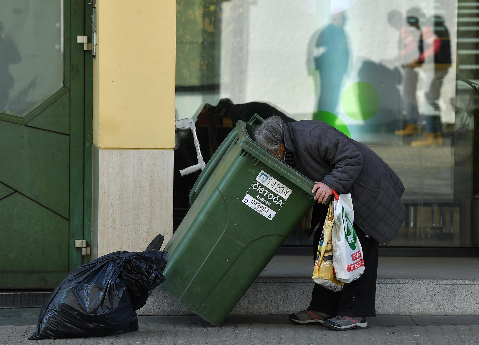 Siromaštvo umirovljenika