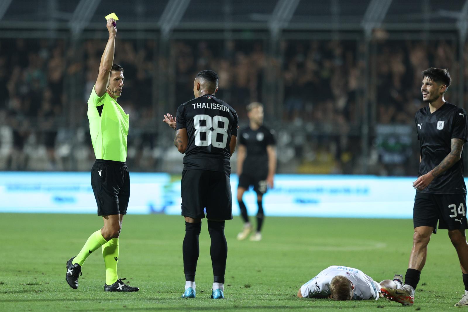 22.08.2024., stadion HNK Rijeka, Rijeka - Prva utakmica play-offa za ulazak u UEFA Konferencijsku ligu, HNK Rijeka - NK Olimpija. sudac Cesar Soto Grado, Thalisson Charles, Toni Fruk, Agustin Doffo. Photo: Nel Pavletic/PIXSELL