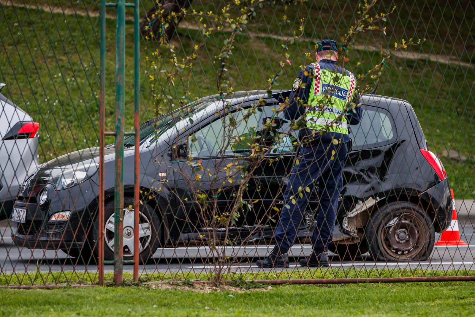 Policija