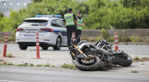 23.06.2024., Zagreb - Prometna nesreca na Slavonskoj aveniji u kojoj je smrtno stradao motociklist. Photo: Tomislav Miletic/PIXSELL