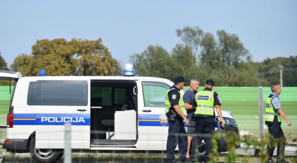 26.8.2024., Breznica, Hrvatska - Prometna nesreca na A4 izmedu cvorova Breznicki Hum i Komin. Photo: Josip Mikacic/PIXSELL