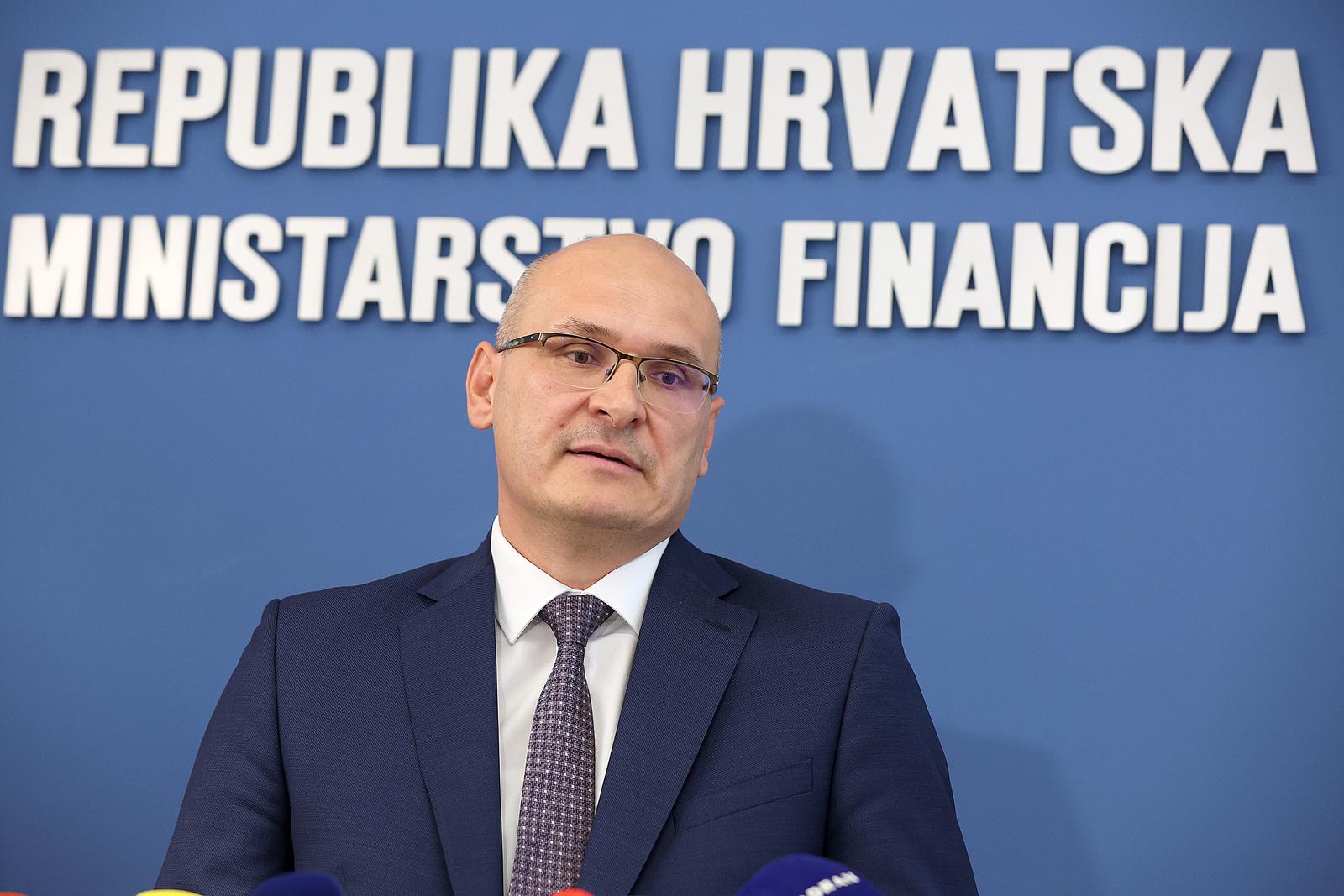 29.08.2022., Zagreb - U Ministarstvu financije odrzana je konferencija za medije na kojoj su izjave dali sef Ureda za sprjecavanje pranja novca Ante Bilus, ravnatelj Porezne uprave Bozidar Kutlesa i ministar financija Marko Primorac. 
 Photo: Goran Stanzl/PIXSELL