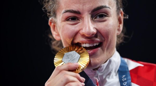 31.07.2024., Pariz, Francuska - XXXIII. Olimpijske igre Pariz 2024. Judo, dodjela medalja, zene do 70kg. Barbara Matic, Hrvatska, osvojila je zlatnu medalju u kategoriji zene do 70kg. Photo: Igor Kralj/PIXSELL