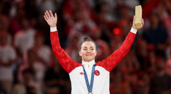 31.07.2024., Pariz, Francuska - XXXIII. Olimpijske igre Pariz 2024. Judo, dodjela medalja, zene do 70kg. Barbara Matic, Hrvatska, osvojila je zlatnu medalju u kategoriji zene do 70kg. Photo: Igor Kralj/PIXSELL