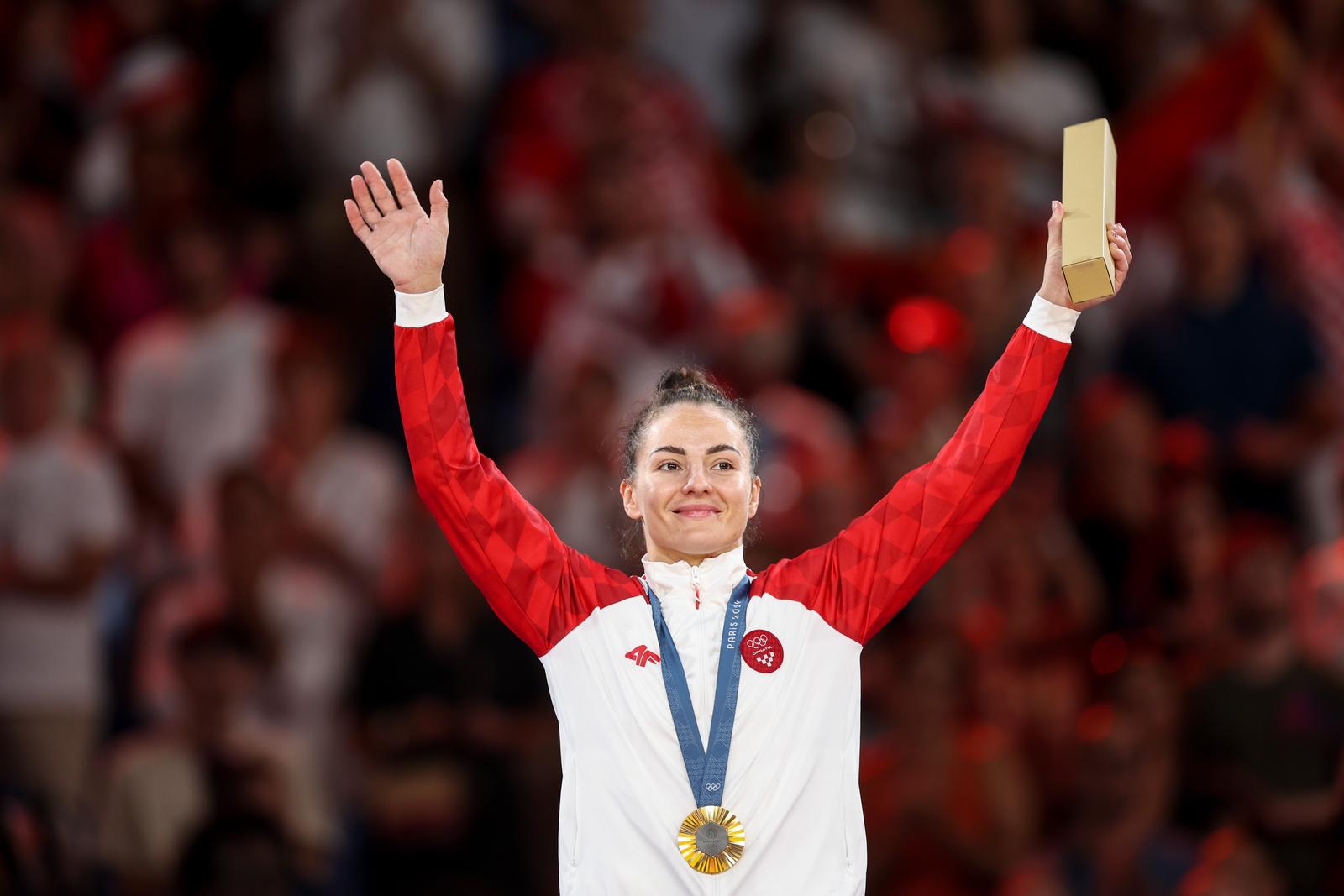 31.07.2024., Pariz, Francuska - XXXIII. Olimpijske igre Pariz 2024. Judo, dodjela medalja, zene do 70kg. Barbara Matic, Hrvatska, osvojila je zlatnu medalju u kategoriji zene do 70kg. Photo: Igor Kralj/PIXSELL