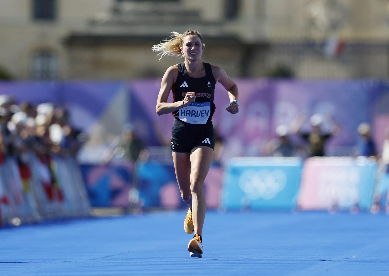 Paris 2024 Olympics - Athletics - Women's Marathon - Paris, France - August 11, 2024. Rose Harvey of Britain in action before the finish line. REUTERS/Lisa Leutner Photo: LISA LEUTNER/REUTERS