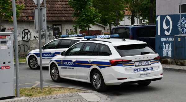 23.04.2024. Slavonski Brod - U centru grada u Starcevicevoj ulici, pronadjeno je tijelo muskarca.  Photo: Ivica Galovic/PIXSELL