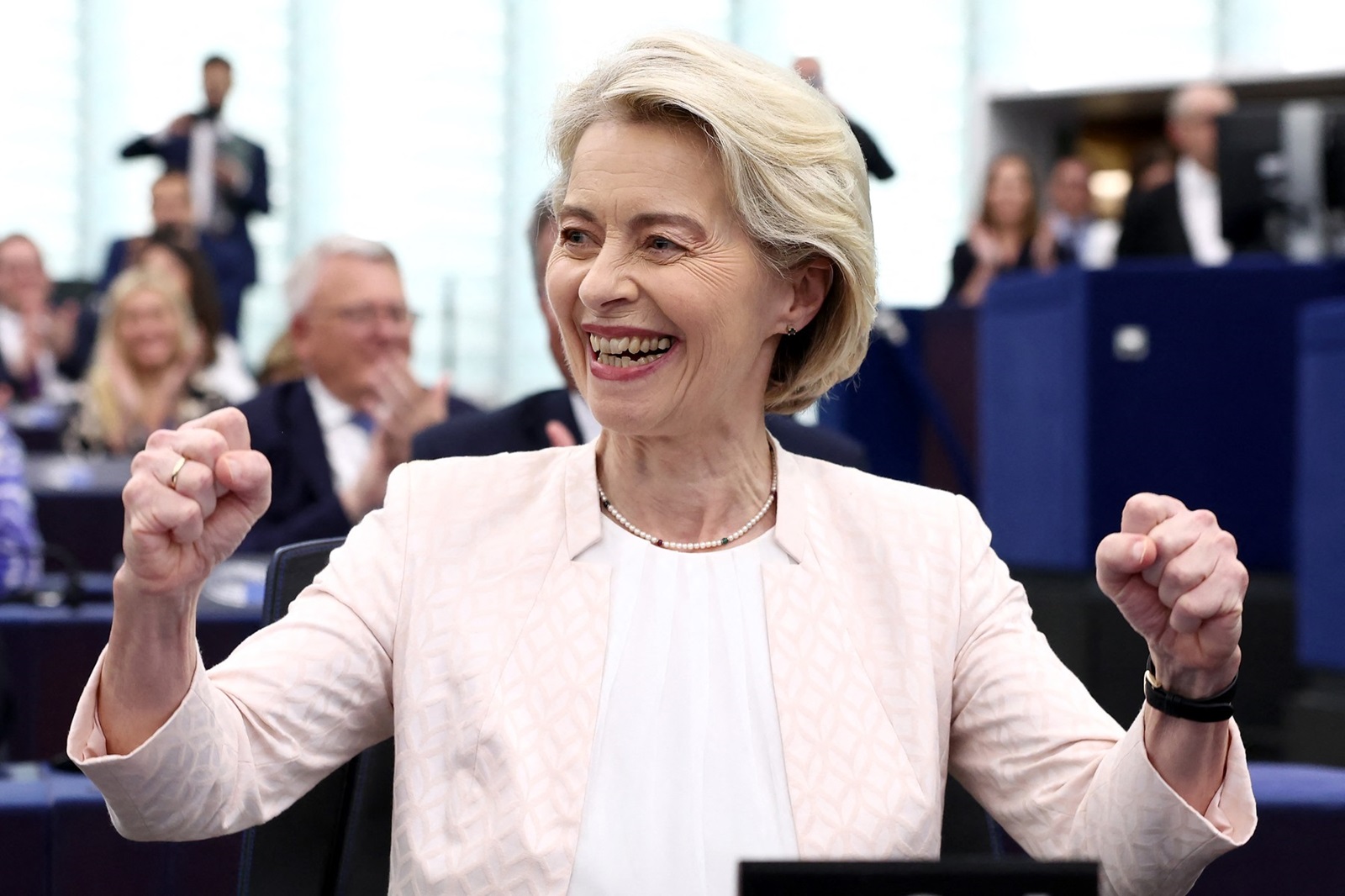 European Commission President Ursula von der Leyen celebrates after she was re-elected for a second term at The European Parliament in Strasbourg, eastern France on July 18, 2024.
 EU lawmakers on July 18 handed Ursula von der Leyen another five-year term as European Commission president during their first parliamentary session since June elections. Von der Leyen won with the support of 401 MEPs in the 720-seat chamber -- comfortably over the 361-vote majority she needed to remain head of the EU's executive body. There were 284 who voted against in the secret ballot.,Image: 890613288, License: Rights-managed, Restrictions: , Model Release: no, Credit line: FREDERICK FLORIN / AFP / Profimedia