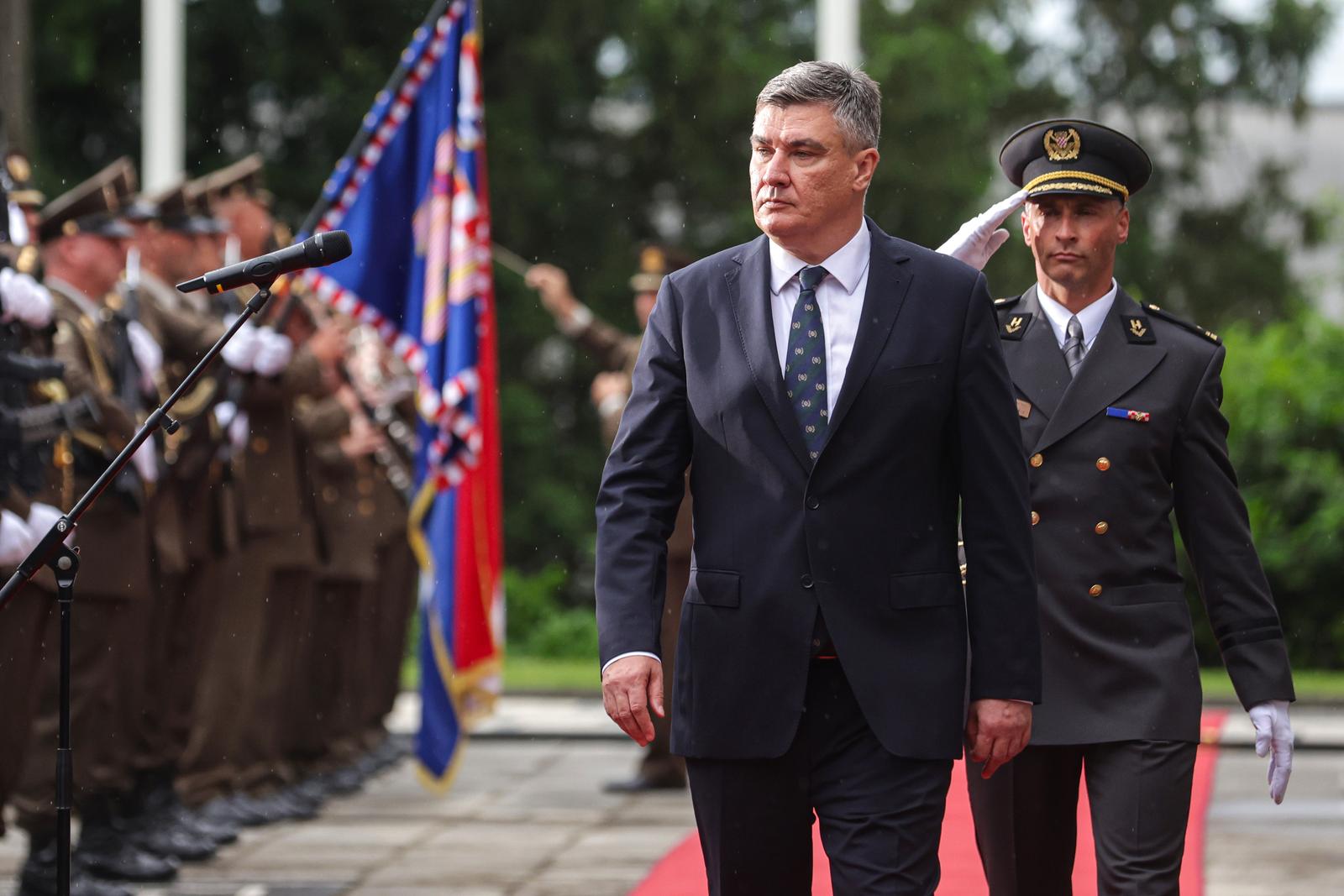 28.05.2024., Zagreb - Predsjednik Republike i vrhovni zapovjednik Oruzanih snaga Republike Hrvatske uprilicio je svecani prijam u Uredu predsjednika RH u prigodi obiljezavanja Dana Hrvatske vojske, Dana Hrvatske kopnene vojske i 33. obljetnice ustrojavanja Hrvatske vojske. Tim povodom Predsjednik Republike urucio je odlikovanja i promaknuca pripadnicima Oruzanih snaga Republike Hrvatske. predsjednik Republike Hrvatske Zoran Milanovic Photo: Luka Stanzl/PIXSELL