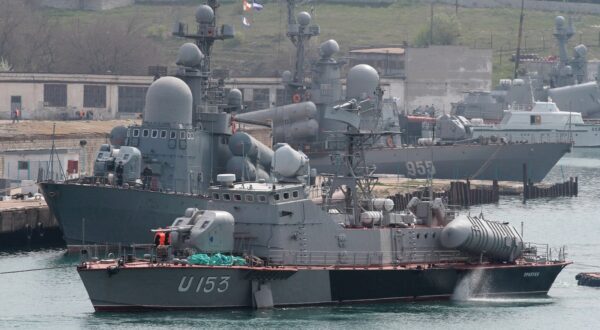 CRIMEA, RUSSIA. APRIL 11, 2014. Ukrainian Navy tanker Fastiv / Fastov (U760), front, towed away from Karantinnaya Bay, off Sevastopol, Russia, to be redeployed at Odessa, Ukraine.,Image: 192348169, License: Rights-managed, Restrictions: , Model Release: no, Credit line: Pavlishak Alexei / TASS / Profimedia